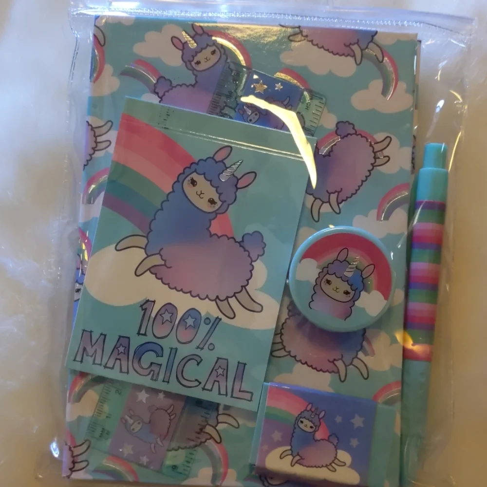 Claire's Stationary Set